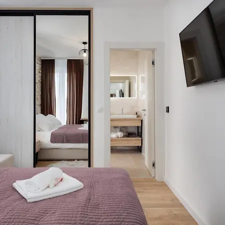 Beautiful Sanja Villa